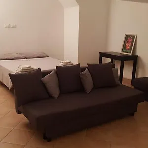 https://monolocale-n-grande.it-romehotels.com